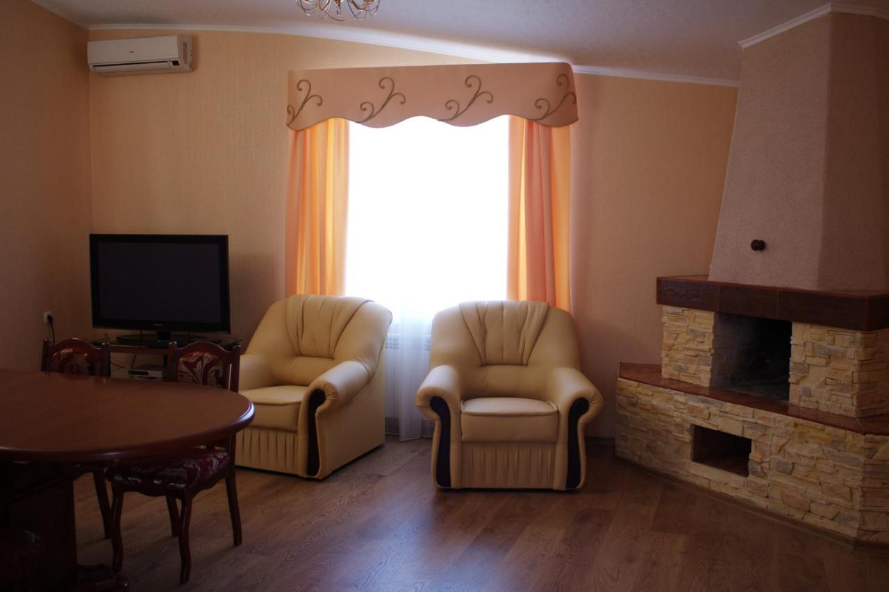 Грк Золота Підкова Motel Chupyra Bagian luar foto